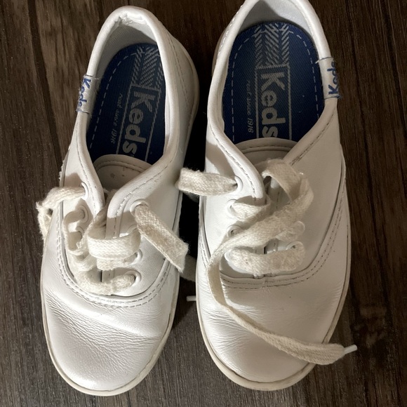Size 9.5 keds - Picture 3 of 3